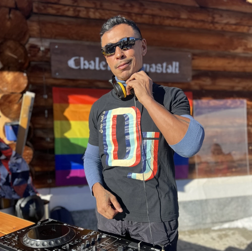 Leomeo Arosa Gay Ski Week